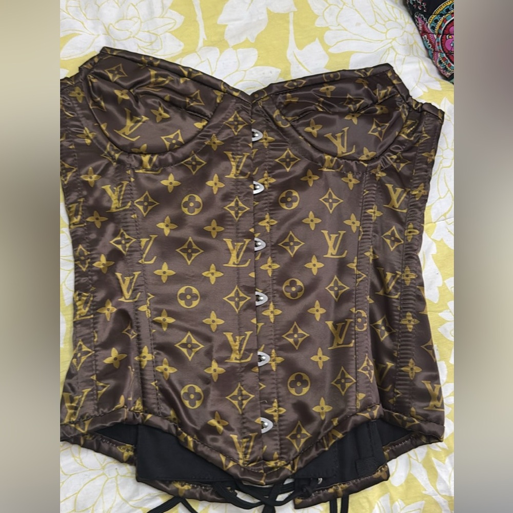 Louis Vuitton Black Fabric Detail
